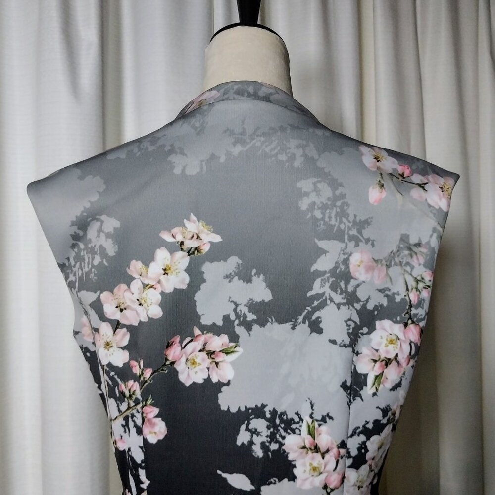 PHASE EIGHT SIZE 10 GRAY & PINK V NECK FLORAL MIDI DRESS - Picture 6 of 12